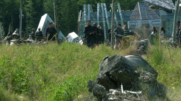 The 100 Season Two Episode Two Inclement Weather-1506
