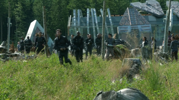 The 100 Season Two Episode Two Inclement Weather-1505
