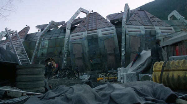 The 100 Season Two Episode Two Inclement Weather-1318
