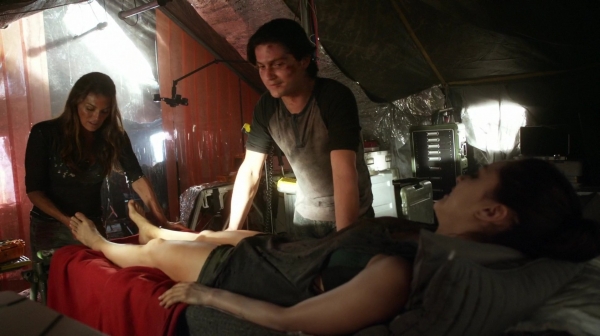 The 100 Season Two Episode Two Inclement Weather-1064
