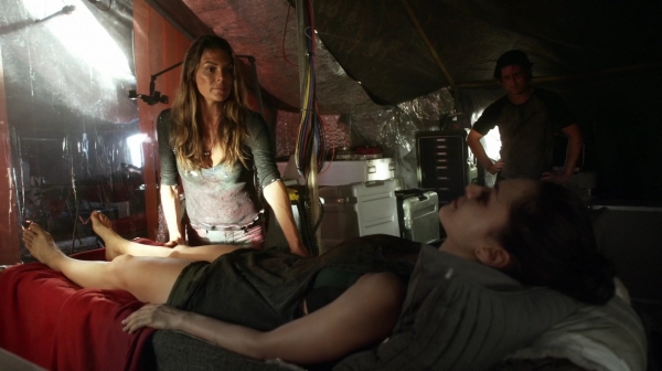 The 100 Season Two Episode Two Inclement Weather-998

