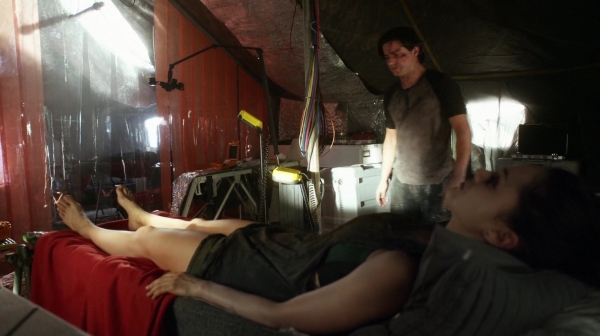 The 100 Season Two Episode Two Inclement Weather-992
