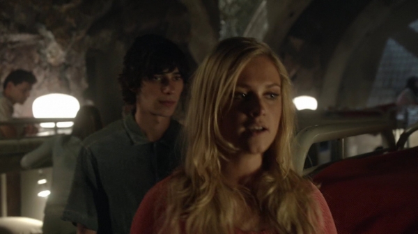 The 100 Season Two Episode Two Inclement Weather-933
