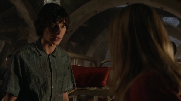 The 100 Season Two Episode Two Inclement Weather-908
