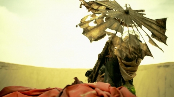 The 100 Many Happy Returns Season Two Episode Four-1132
