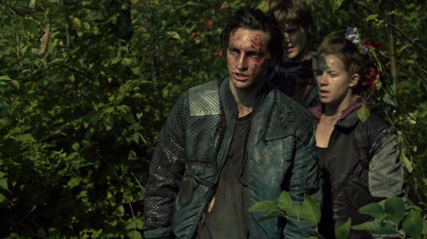 The 100 Many Happy Returns Season Two Episode Four-1034
