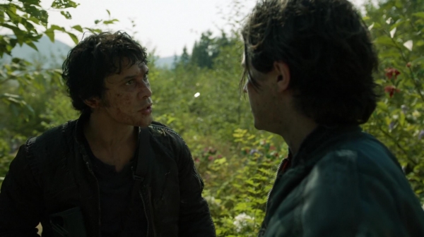 The 100 Many Happy Returns Season Two Episode Four-1013
