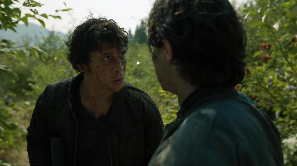 The 100 Many Happy Returns Season Two Episode Four-1011
