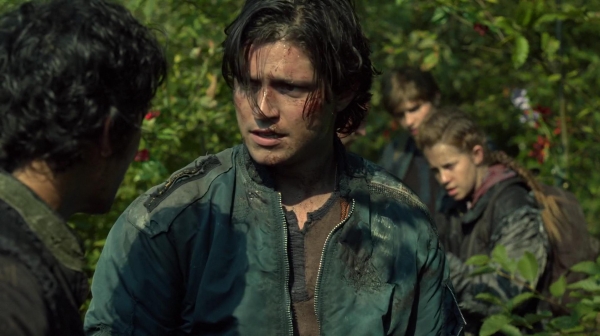 The 100 Many Happy Returns Season Two Episode Four-1007
