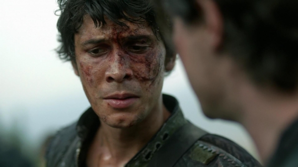 The 100 Many Happy Returns Season Two Episode Four-880
