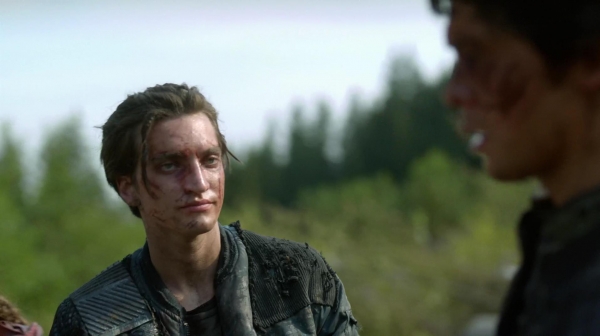 The 100 Many Happy Returns Season Two Episode Four-870
