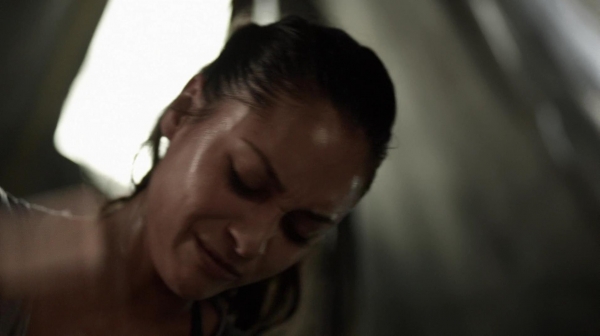 The 100 Many Happy Returns Season Two Episode Four-836
