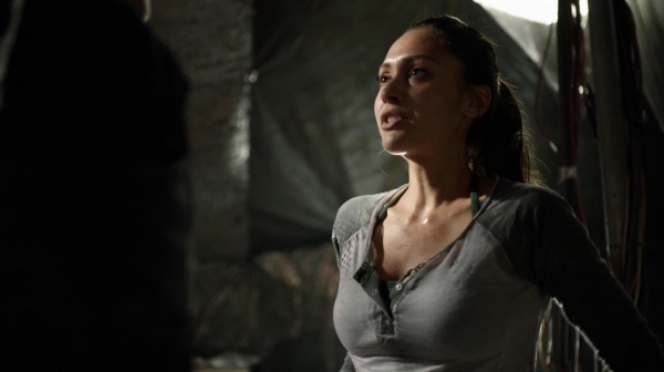 The 100 Many Happy Returns Season Two Episode Four-820
