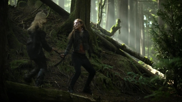 The 100 Many Happy Returns Season Two Episode Four-708
