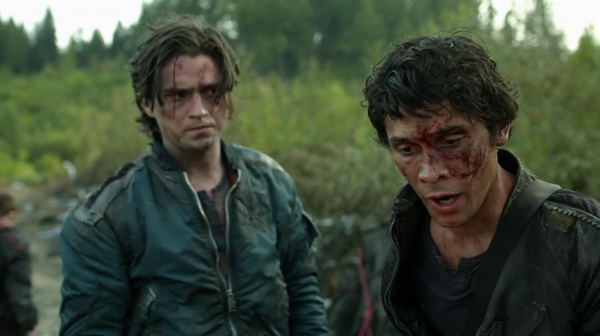 The 100 Many Happy Returns Season Two Episode Four-590
