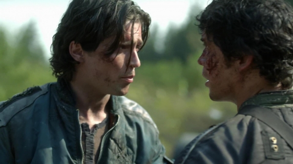 The 100 Many Happy Returns Season Two Episode Four-566
