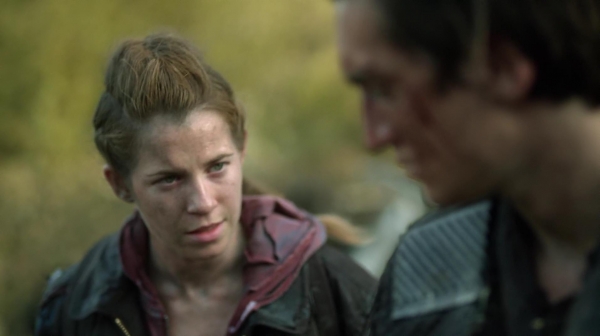 The 100 Many Happy Returns Season Two Episode Four-548
