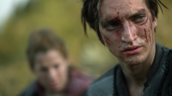 The 100 Many Happy Returns Season Two Episode Four-543
