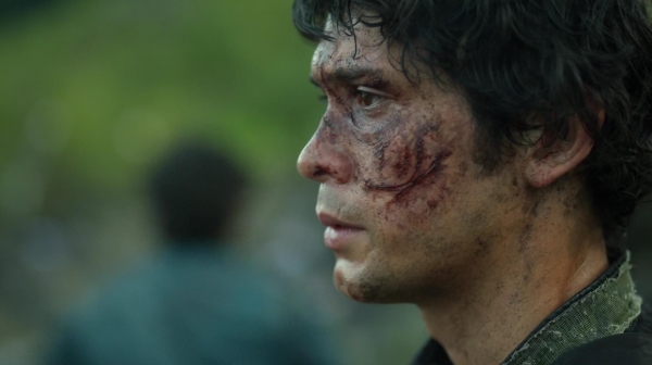 The 100 Many Happy Returns Season Two Episode Four-535
