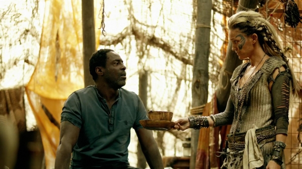 The 100 Many Happy Returns Season Two Episode Four-470
