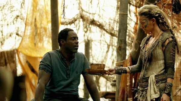 The 100 Many Happy Returns Season Two Episode Four-469
