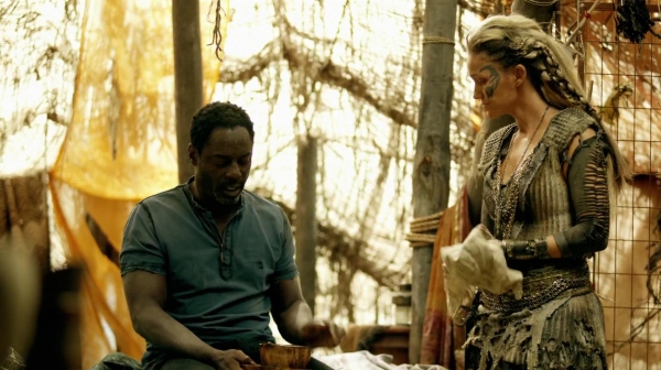 The 100 Many Happy Returns Season Two Episode Four-462
