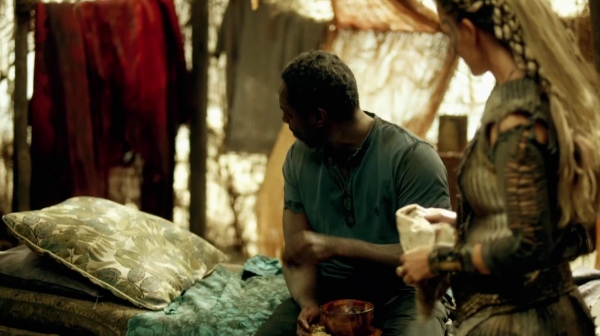 The 100 Many Happy Returns Season Two Episode Four-449
