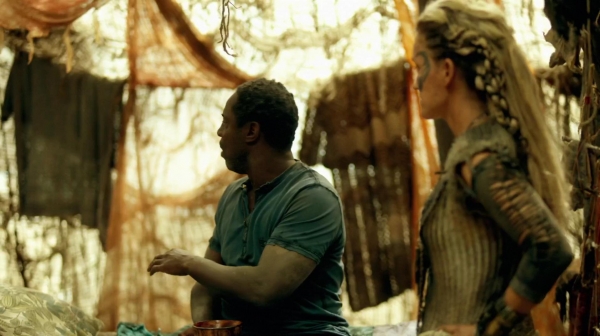 The 100 Many Happy Returns Season Two Episode Four-432
