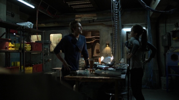 The 100 Many Happy Returns Season Two Episode Four-294
