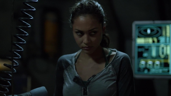 The 100 Many Happy Returns Season Two Episode Four-289
