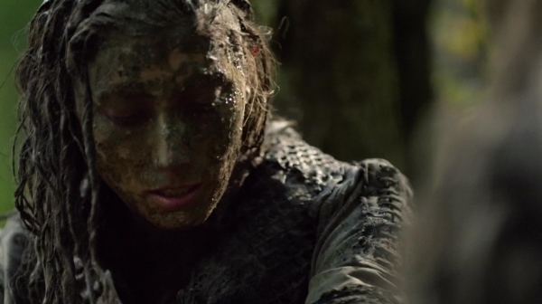 The 100 Many Happy Returns Season Two Episode Four-246
