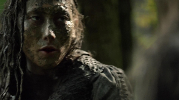 The 100 Many Happy Returns Season Two Episode Four-236
