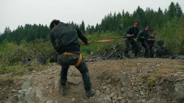 The 100 Many Happy Returns Season Two Episode Four-229
