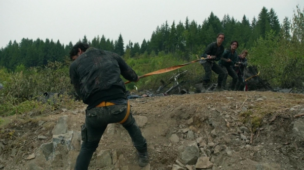The 100 Many Happy Returns Season Two Episode Four-228
