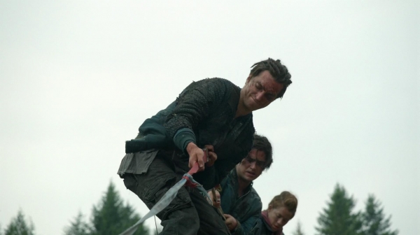 The 100 Many Happy Returns Season Two Episode Four-215
