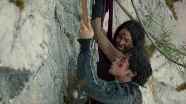 The 100 Many Happy Returns Season Two Episode Four-192
