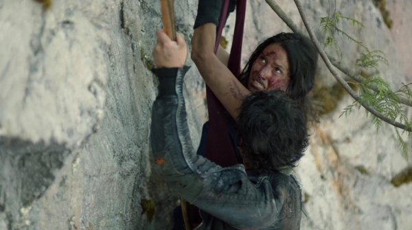 The 100 Many Happy Returns Season Two Episode Four-190
