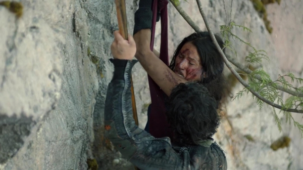 The 100 Many Happy Returns Season Two Episode Four-187
