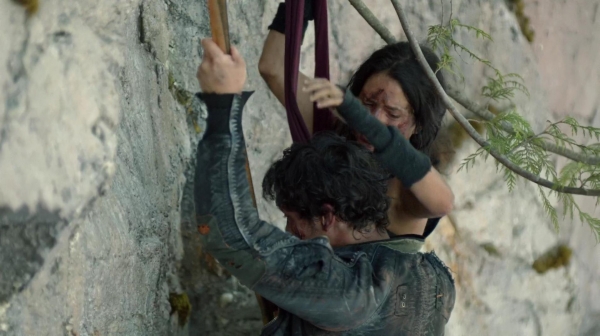The 100 Many Happy Returns Season Two Episode Four-185
