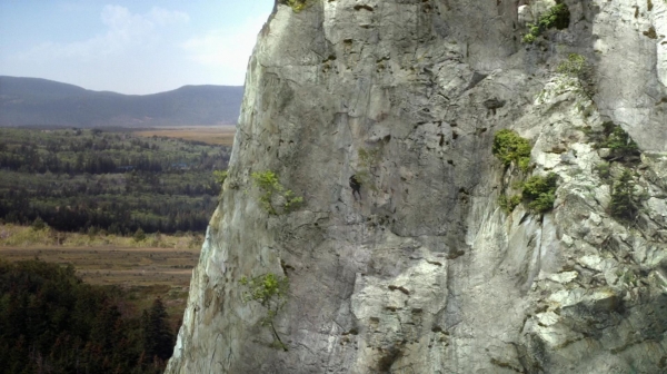 The 100 Many Happy Returns Season Two Episode Four-176
