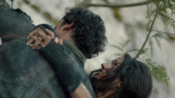 The 100 Many Happy Returns Season Two Episode Four-175
