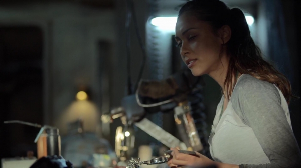 The 100 Many Happy Returns Season Two Episode Four-151
