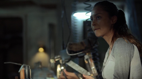 The 100 Many Happy Returns Season Two Episode Four-150
