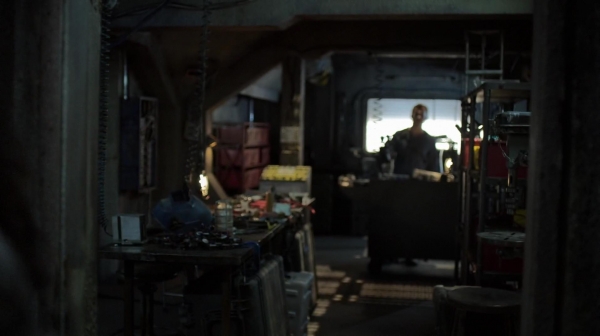 The 100 Many Happy Returns Season Two Episode Four-135
