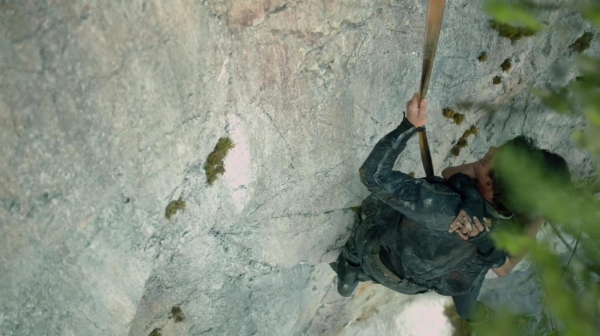 The 100 Many Happy Returns Season Two Episode Four-61
