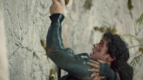 The 100 Many Happy Returns Season Two Episode Four-39
