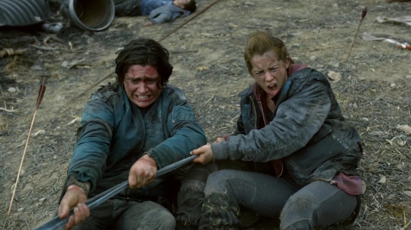 The 100 Many Happy Returns Season Two Episode Four-34
