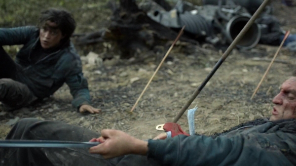 The 100 Many Happy Returns Season Two Episode Four-18

