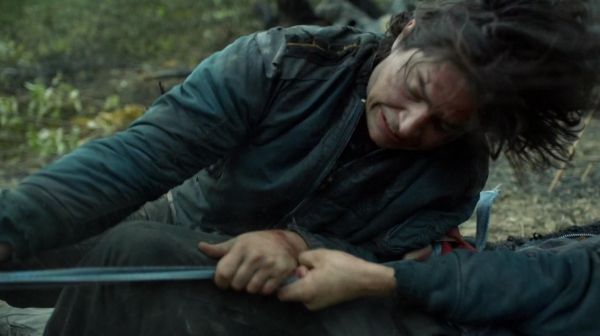 The 100 Many Happy Returns Season Two Episode Four-16

