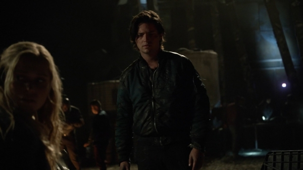 The Fog of War the 100 Season Two Episode Six-1980

